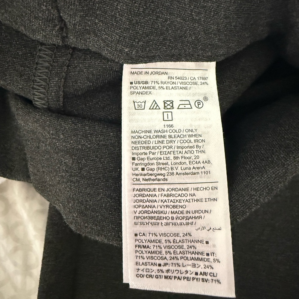 Banana Republic Ponte Pants (NWOT) - Picture 4 of 4